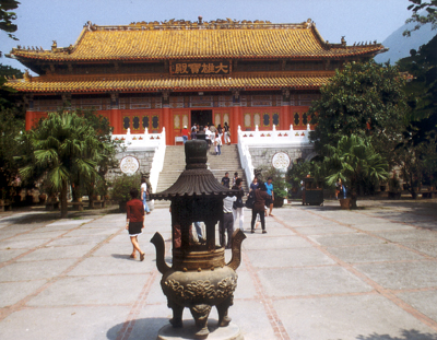 Eine der beliebtesten Attraktionen in Hongkong: das Kloster Po Lin. (Foto Karsten-Thilo Raab)