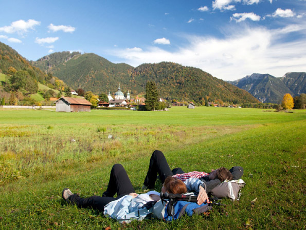Ruhe, Erholung, Gesundheit sind Trümpfe in der Region  um Oberammergau. (Foto: Oberammergau Tourismus)