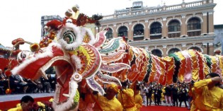 Jahr der Schlange startet in Macau