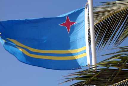 Eigene Fahne, eigene Sprache, eigene Identität und doch Teil der niederländischen Antillen: Aruba. (Foto: Karsten-Thilo Raab)
