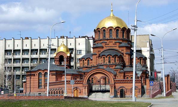 Eines der Wahrzeichen von Novosibirsk: Die Alexander-Newski-Kathedrale.