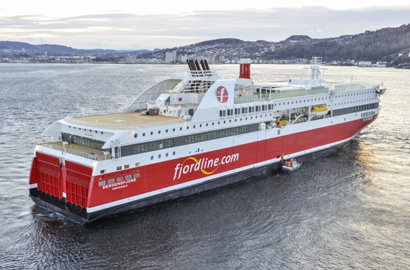 Erste Testfahrt der MS Bergensfjord Im Dezember 2013 absolviete die neue MS Bergensfjord ihre erste Testfahrt auf dem Trondheimfjord. Copyright: Fjord Line A/S 