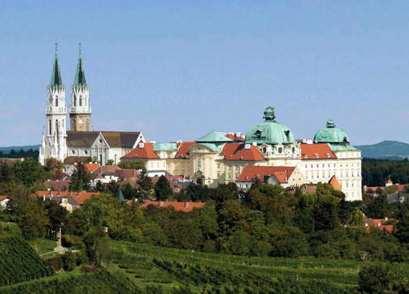 Glaube, Kunst und Wein treffen sich in Stift Klosterneuburg. (Foto: Michael Zechany)