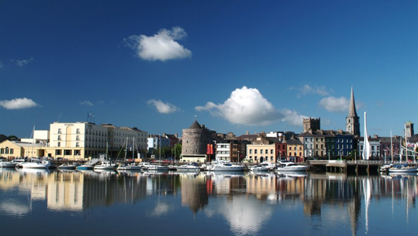 Mittlerweile 1.100 Jahre jung: Irlands älteste Stadt Waterford. (Fotos: Tourism Ireland)