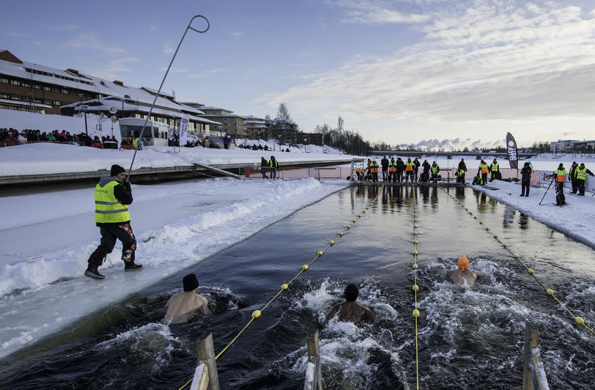 Eine ganz besondere Erfahrung: Das Winterbaden im schwedischen Skellefteå. (Foto Olaf Schneider)
