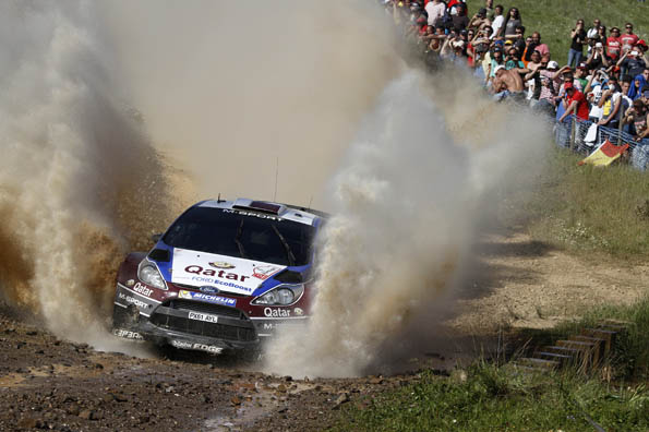Jede Menge Staub wird bei der Rally de Portugal an der Algarve aufgewirbelt.