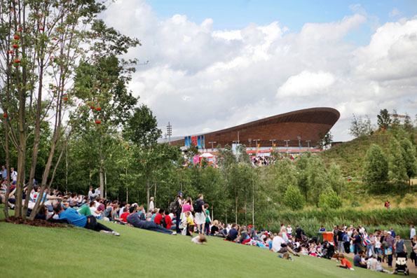 Der Queen Elizabeth Olympic Park soll rund neun Millionen Besucher pro Jahr anziehen. 