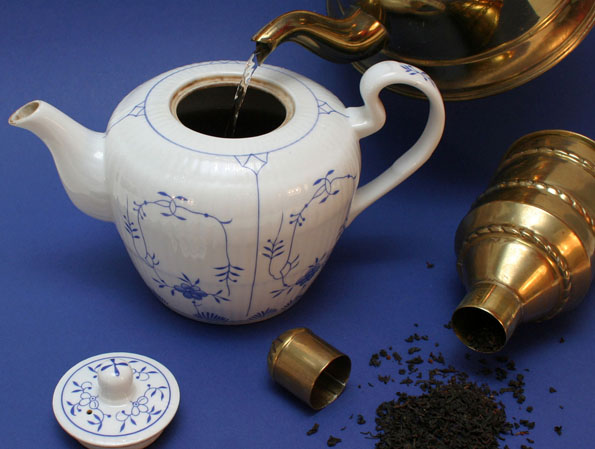 In Ostfriesland kann man nun wieder den Geheimnissen des Tees auf die Spur kommen - im Ostfriesischen Teemuseum Norden.