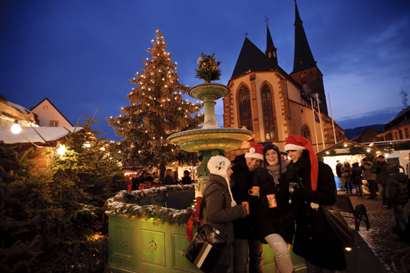 Der Weihnachtsmarkt  in Deidesheim gehört zu den schönsten in der Pfalz. (Foto RPT)