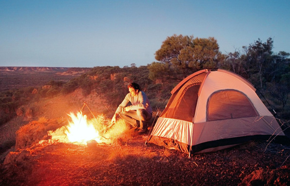 Wie es sich fürs Outback gehört, nutzen auch Oktoberfest-Besucher die Gelegenheit zum Campen in freier Natur. 