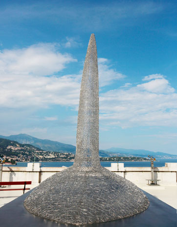 Auch vor dem Haus macht das Ozeanographische Museum Monaco auf seine Sammlung aufmerksam. 