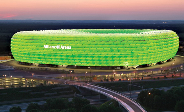Auch die Münchener Allianz Arena zeigte sich 2014 im St. Patrick-Fieber. 