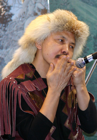 Auch die Musik der Mongolei erklingt auf der ITB. (Foto Karsten-Thilo Raab)
