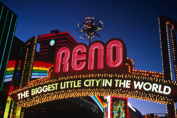 In Reno kommen Oldtimer-Fans bei den Hot August Nights auf ihre Kosten (Foto NCOT)