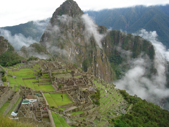 Traumziel in Perú: die Inkaruinen von Machu Picchu. (Foto Claudia Kaufmann/Pixelio)