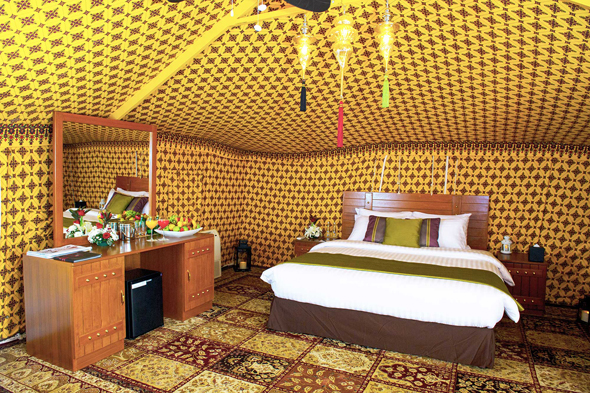 Das Regency Holiday Desert Camp in Katar bietet ein Wüstenabenteuer im Luxus. (Foto Regency Holiday)