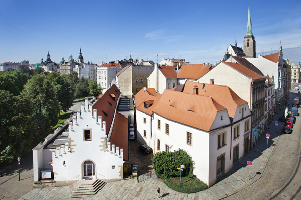 Die Altstadt von Pilsen besticht durch eine Reihe an prächtigen historischen Gebäuden. 