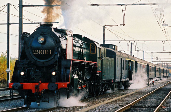 Auf 8000 Quadratmeter zeigt das Eisenbahnmuseum historische Loks und Waggons so viel Wissenswertes rund um die Eisenbahngeschichte. (Fotos Train World)