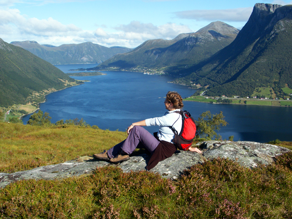 Traumhaft und perfekt für Wanderungen: die Region rund um den Ørstafjord. (Foto Karsten-Thilo Raab)