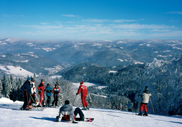 Das Skigebiet in Szczyrk im Schlesischen Beskiden wird dank einer neuen Kunstschneeanlage witterungsunabhängig. (Foto POT)