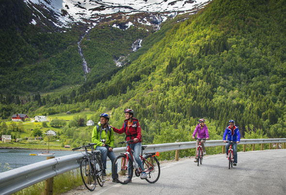 Geht es nach dem Willen der staatlichen norwegischen Verkehrsbehörden, erhalten alle großen Stadtregionen und ihr weites Umland eines der avanciertesten Radwege-Systeme der Welt. (Foto Innovation Norway)