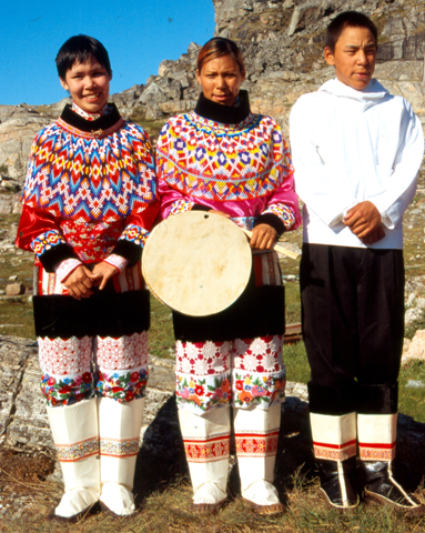 Trommeln gegen böse Geister ist Tradition in Grönland. (Foto Katharina Büttel)