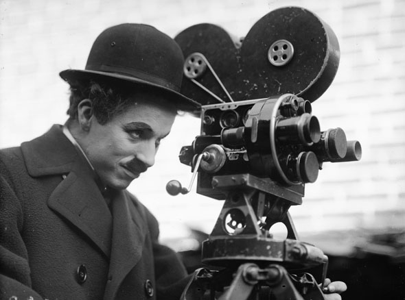 Unvergessen: Charlie Chaplin - hier in "Modern Times " im Jahre 1926. (Foto Yves Debrain)