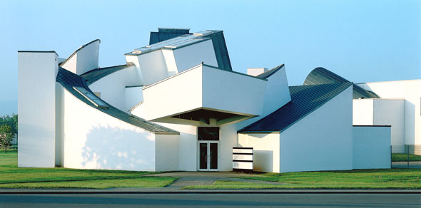 Auch das "Vitra Design Museum" lädt in Basel zu einem Besuch ein. (Foto: djd)