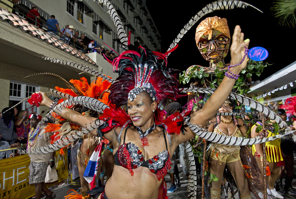 Einer der großen Höhepunkte in Key West: die Fantasy Fest Parade. (Fotos Florida Keys News Bureau)