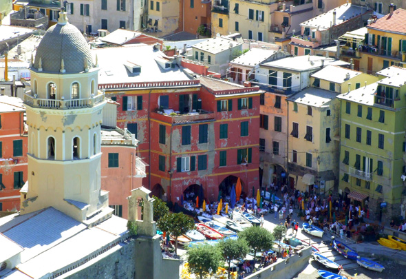 Vernazza - eins der Cinque Terre-Dörfer. (Foto Katharina Büttel)