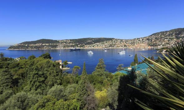 Gerade die Kombination Meer und Prachtgärten macht die Côte d’Azur so attraktiv. 