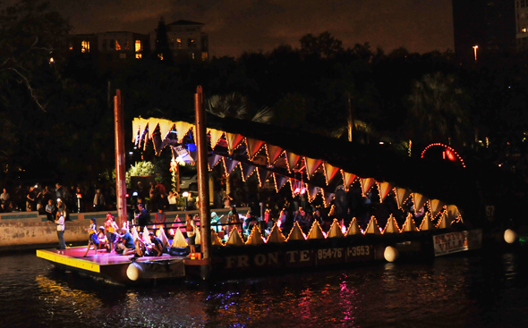 Farbenprächtige Boote geben sich in Fort Lauderdale ein Stelldichein. (Foto Greater Fort Lauderdale Convention & Visitors Bureau)