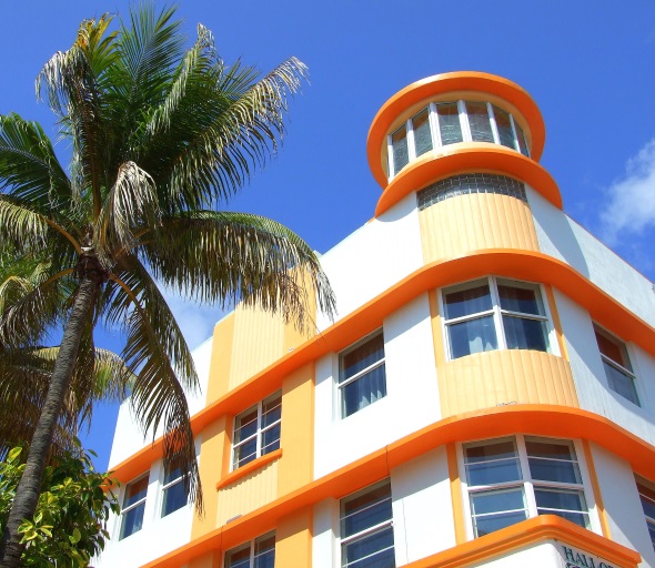 Das ist Miami Beach: 8. Palmen. Himmel und Art-Déco. (Foto Katharina Büttel)