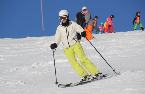Wie der Helm sollte die Skibrille beim Skifahren zur Standardausrüstung gehören. (Foto Karsten-Thilo Raab)