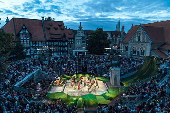 Das Festival des Staatstheaters auf dem Burgplatz ist jedes Jahr ein Publikumsmagnet in Braunschweig. (Foto: Volker Beinhorn)