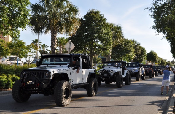 Eine der Höhepunkte ist fraglos die große Jeep-Parade. 