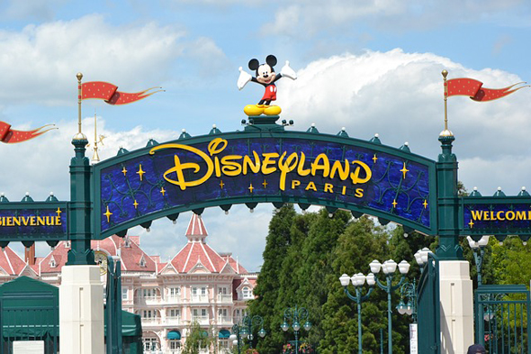 Das Disneyland Paris will mit neuen Attraktionen deutlich wachsen.