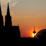 Der Kölner Dom – Weltkulturerbe am Rheinufer