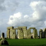 Neue Attraktion für Stonehenge – Nachbauten neolithischer Häuser ergänzen Weltkulturerbe