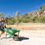 Klarer Fall von Schiebung: Verrücktes Schubkarren-Wettrennen im australischen Outback
