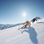 Tiroler Gletscher starten in die Skisaison