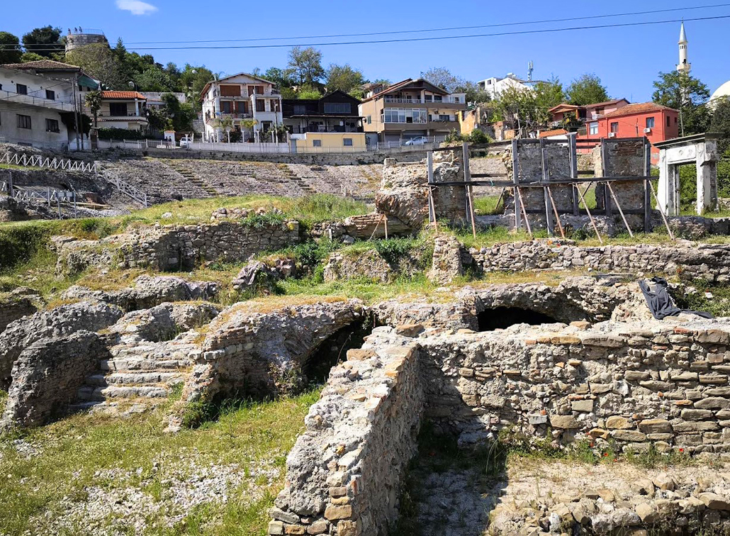 Albanien