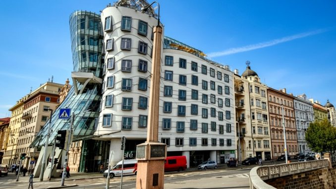 Dancing House